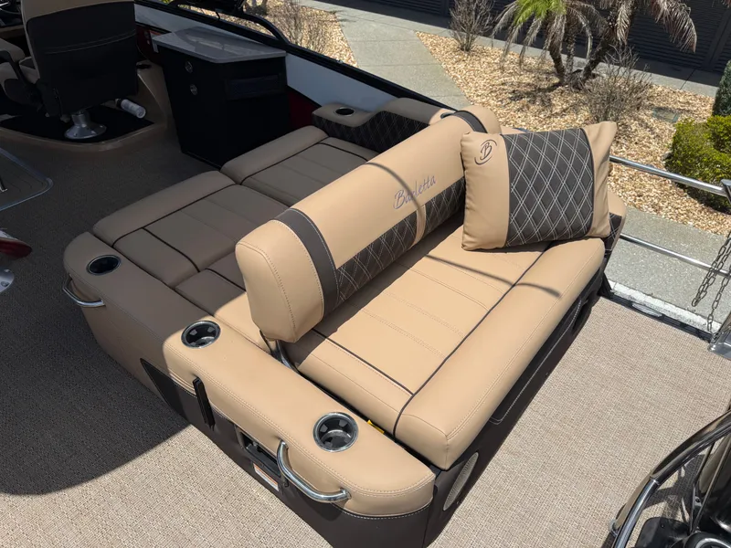 Slide: The Image of Luxurious seating in Barletta Lusso 25UE pontoon boat, 2023 model. - 19