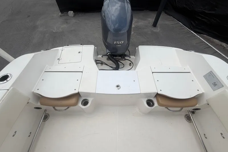 Slide: The Image of 2015 Robalo R200 Center Console boat with Yamaha 150 engine, featuring spacious deck layout. - 45