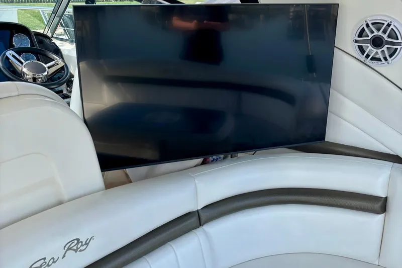 Slide: The Image of Interior of 2006 Sea Ray Sundancer 400 with TV and luxurious seating. - 8