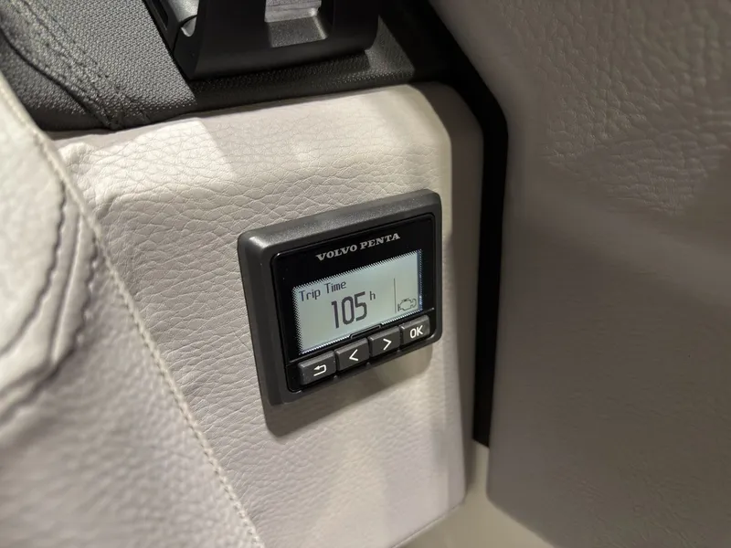Slide: The Image of Volvo Penta display in Cobalt R6 boat, showing 105 hours. - 41