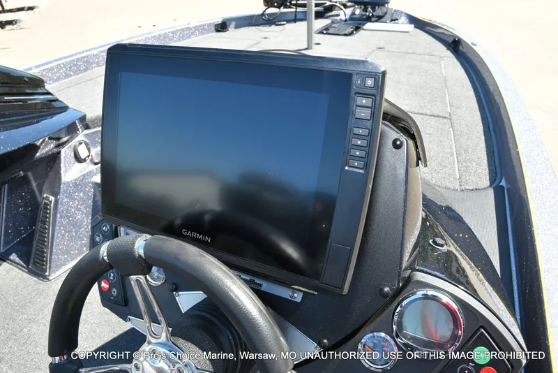 Slide: The Image of 2013 Ranger Z520c Dual Console with Garmin display. - 44