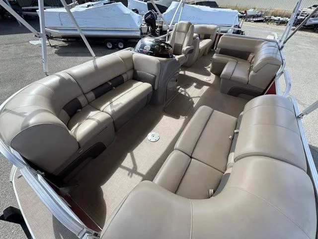 Slide: The Image of Sun Tracker Party Barge 22 RF XP3 2021 - 17