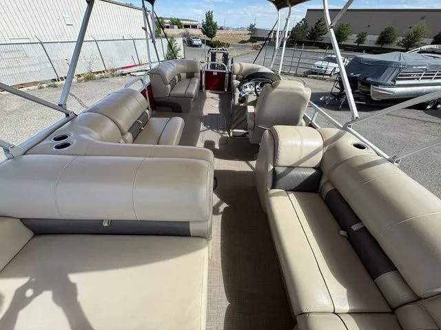 Slide: The Image of Sun Tracker Party Barge 22 RF XP3 2021 - 33