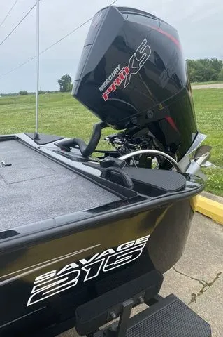 Slide: The Image of Tracker Savage 215 2026 - 15