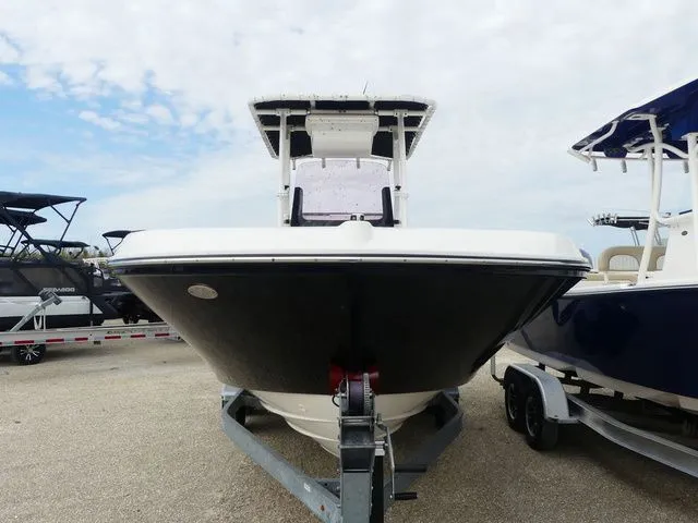 Slide: The Image of Bayliner T22CX 2020 - 2