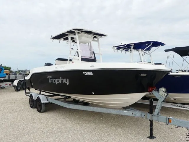 Slide: The Image of Bayliner T22CX 2020 - 3