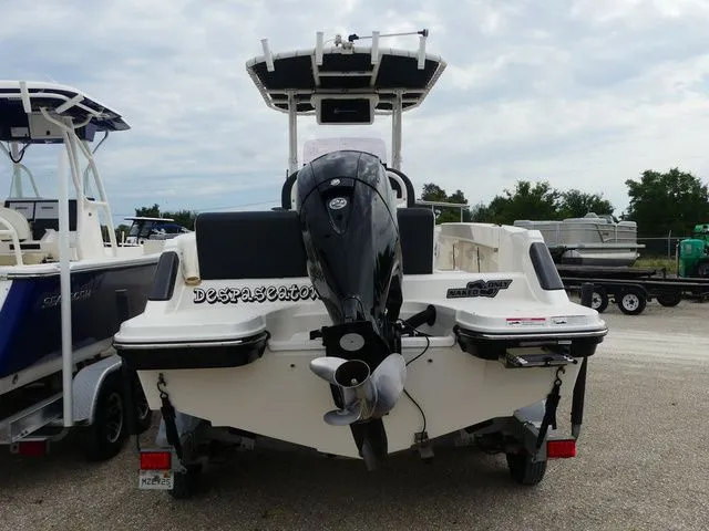 Slide: The Image of Bayliner T22CX 2020 - 5