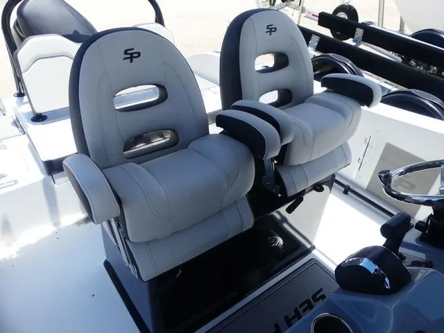 Slide: The Image of Sea Pro 245FLX Sandbar 2026 - 17