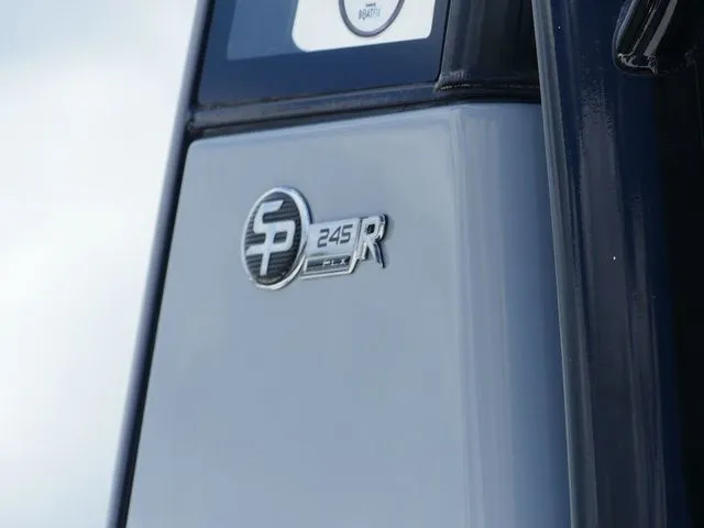 Slide: The Image of Sea Pro 245FLX Sandbar 2026 - 8
