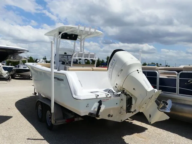 Slide: The Image of Sportsman Heritage 231 Center Console 2018 - 5