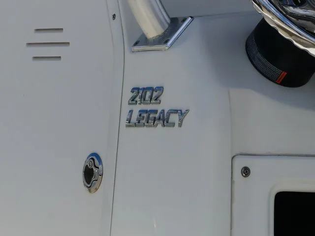 Slide: The Image of NauticStar 2102 Legacy 2015 - 8