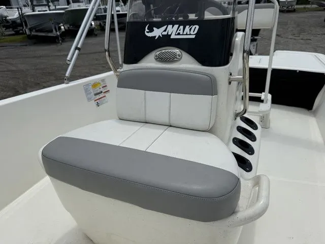 Slide: The Image of Mako Pro Skiff 17 CC 2023 - 16