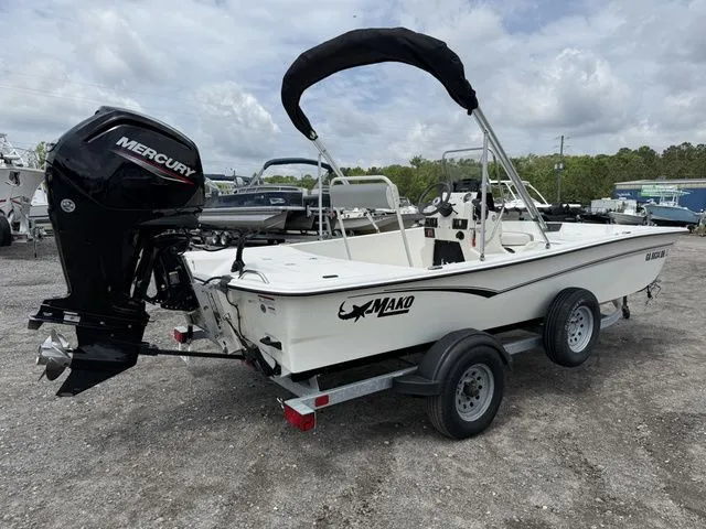 Slide: The Image of Mako Pro Skiff 17 CC 2023 - 3