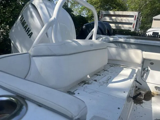 Slide: The Image of Sea Hunt Ultra 255 SE 2023 - 7