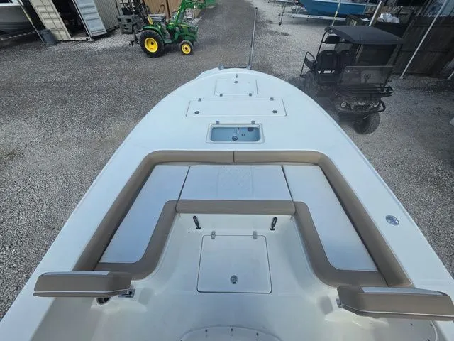 Slide: The Image of Sea Born FX25 LE 2026 - 4