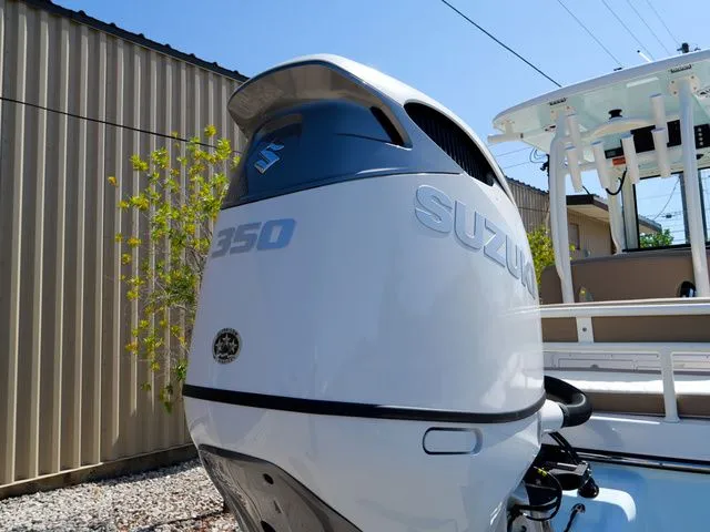 Slide: The Image of Sea Born FX25 LE 2026 - 45