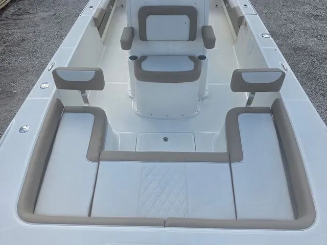 Slide: The Image of Sea Born FX25 LE 2026 - 5