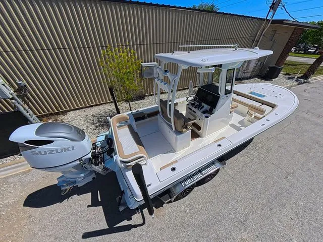 Slide: The Image of Sea Born FX25 LE 2026 - 61