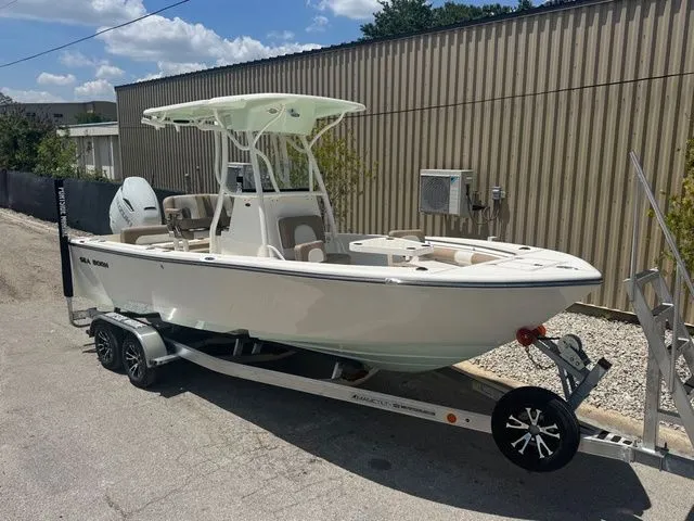 The Image of Sea Born LX22 Center Console 2026 - 1