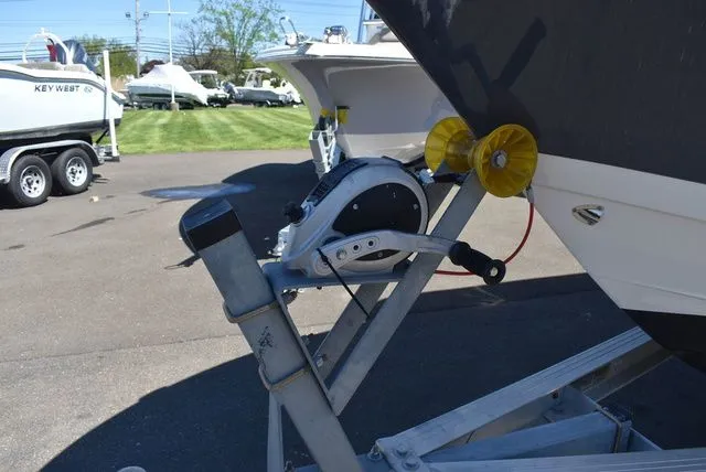 Slide: The Image of Robalo R202 Explorer 2023 - 78