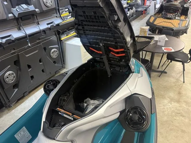 Slide: The Image of Sea-Doo GTX 2026 - 11