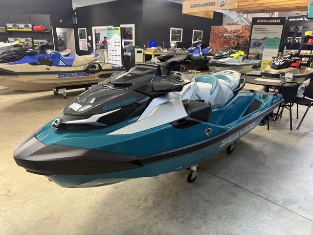 Slide: The Image of Sea-Doo GTX 2026 - 4