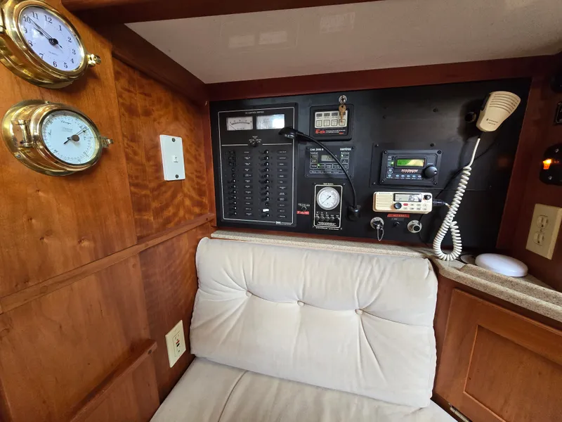 Slide: The Image of Gozzard 44 Center Cockpit 1998 - 17