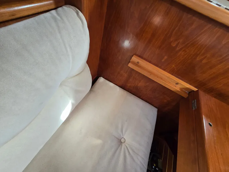 Slide: The Image of Gozzard 44 Center Cockpit 1998 - 27