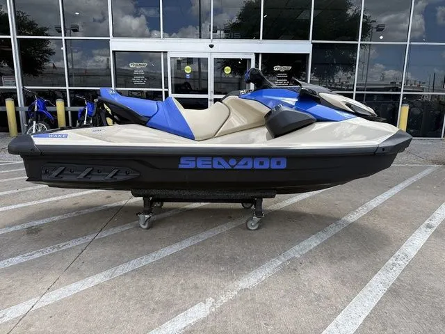The Image of Sea-Doo Wake 170 2026 - 1