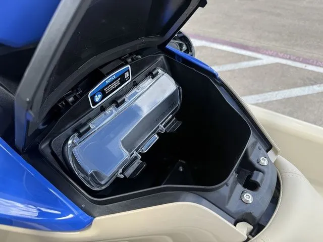 Slide: The Image of Sea-Doo Wake 170 2026 - 12