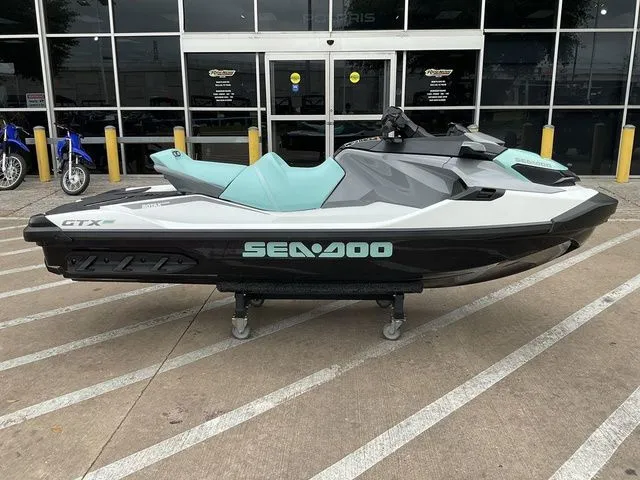 Slide: The Image of Sea-Doo 25TC 2026 - 2