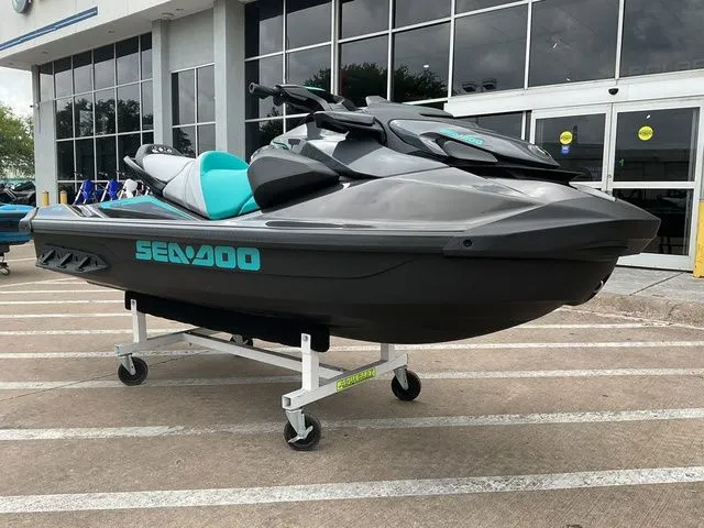 The Image of Sea-Doo GTR 230 2026 - 1