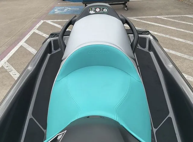 Slide: The Image of Sea-Doo GTR 230 2026 - 12
