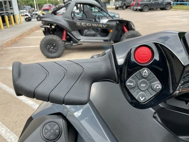 Slide: The Image of Sea-Doo GTX 170 2026 - 17