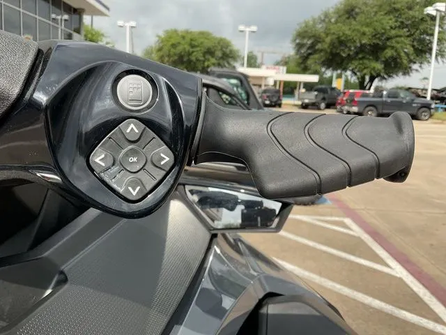 Slide: The Image of Sea-Doo GTX 170 2026 - 19