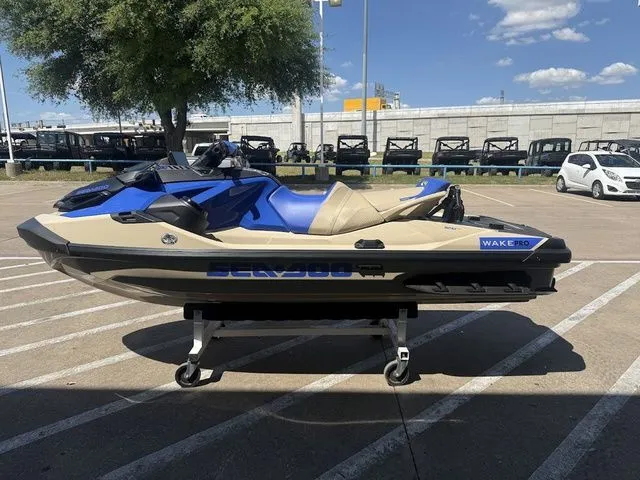 Slide: The Image of Sea-Doo Wake Pro 230 2026 - 5