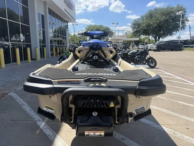 Slide: The Image of Sea-Doo Wake Pro 230 2026 - 7