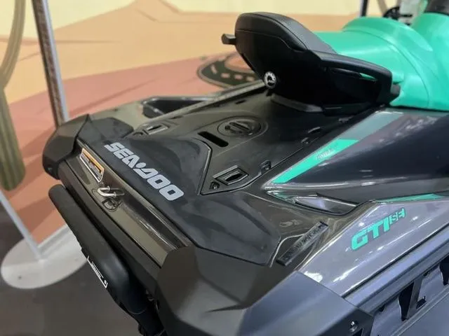 Slide: The Image of Sea-Doo GTI SE 170 2026 - 6