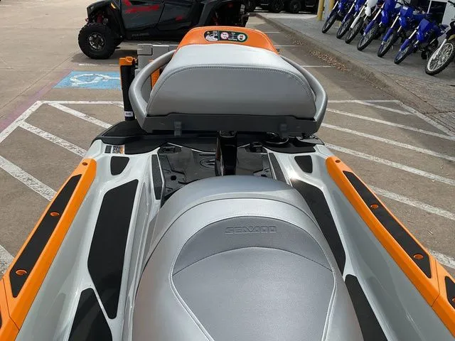 Slide: The Image of Sea-Doo FishPro Trophy 170 2026 - 11