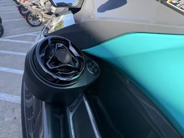 Slide: The Image of Sea-Doo GTR 230 2026 - 15