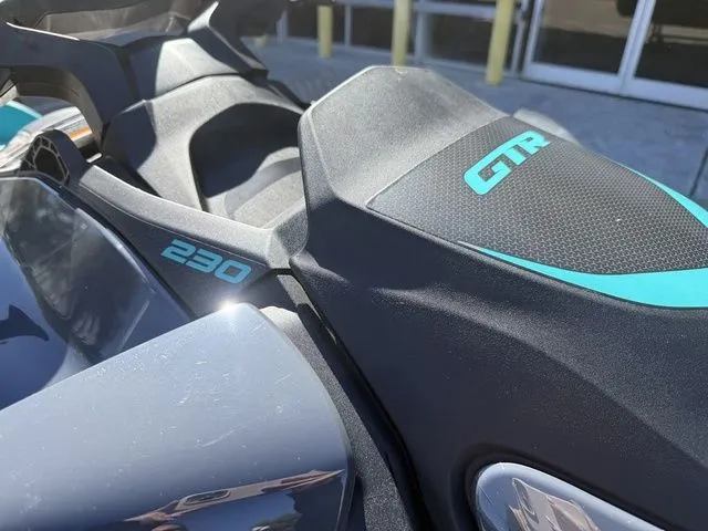 Slide: The Image of Sea-Doo GTR 230 2026 - 17