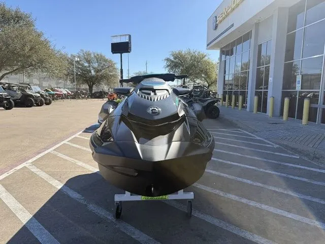 Slide: The Image of Sea-Doo GTR 230 2026 - 3