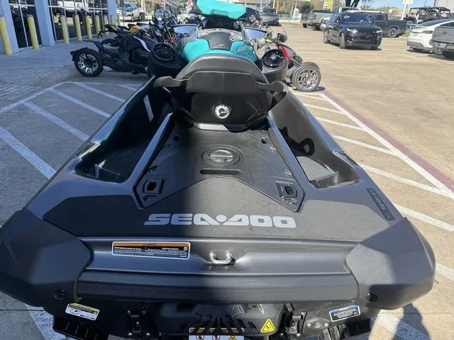 Slide: The Image of Sea-Doo GTR 230 2026 - 9