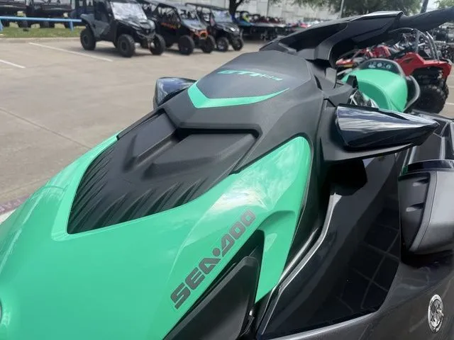 Slide: The Image of Sea-Doo GTI SE 130 2026 - 18