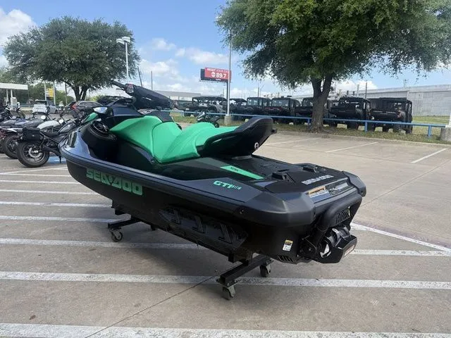 Slide: The Image of Sea-Doo GTI SE 130 2026 - 6
