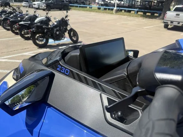Slide: The Image of Sea-Doo Wake 2026 - 10