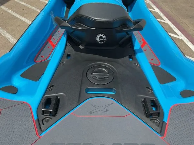 Slide: The Image of Sea-Doo RXT-X 2026 - 15