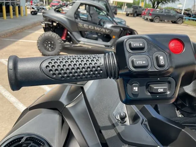 Slide: The Image of Sea-Doo RXT-X 2026 - 18
