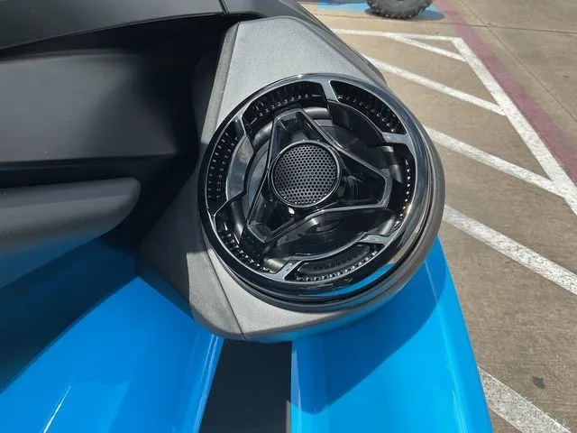 Slide: The Image of Sea-Doo RXT-X 2026 - 21
