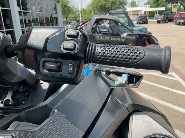Slide: The Image of Sea-Doo RXT-X 2026 - 20